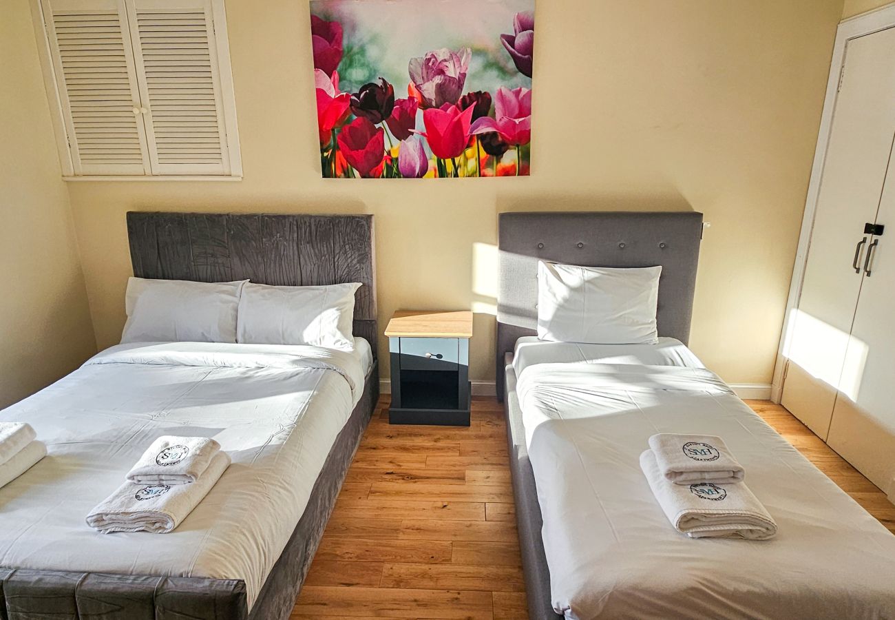 Rent by room in Tranent - Bridge St Guest House - Room 2 - Tranent