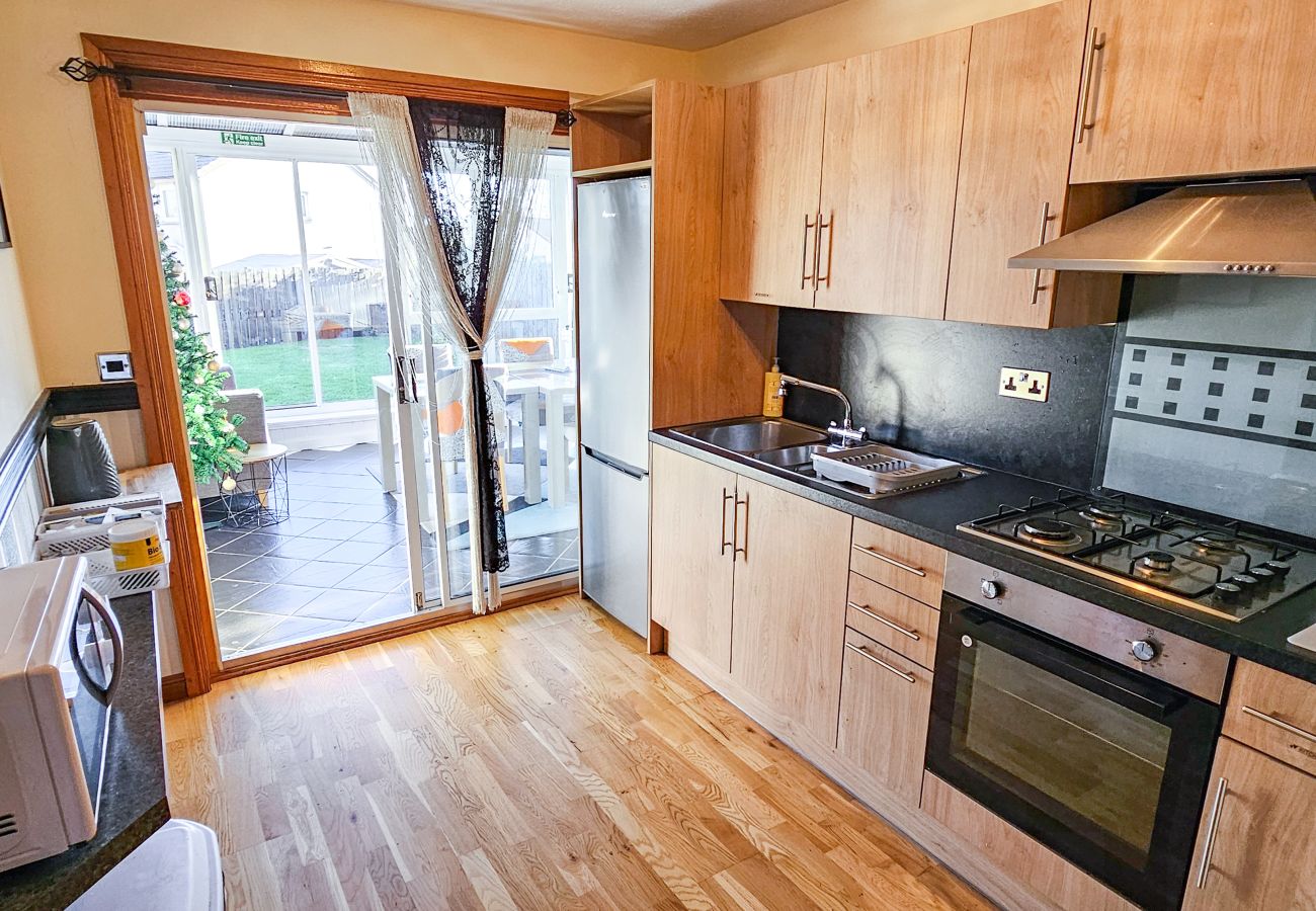 House in Edinburgh - Duddingston  9 Bedroom House - Edinburgh 