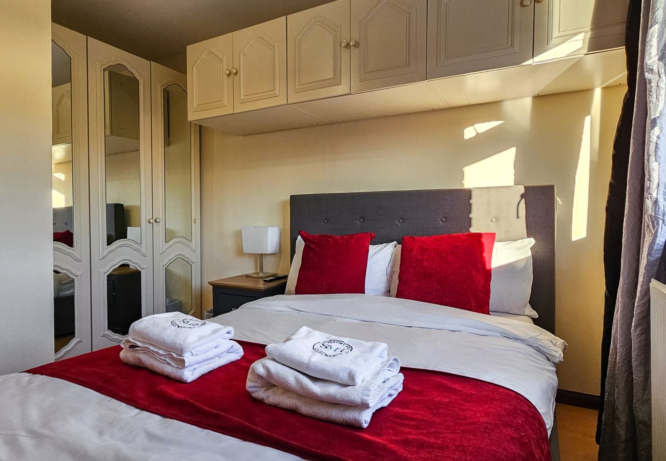 House in Edinburgh - Duddingston  9 Bedroom House - Edinburgh 