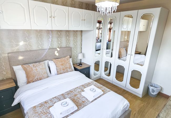 Rent by room in Edinburgh - Duddingston Guest House - Room 5