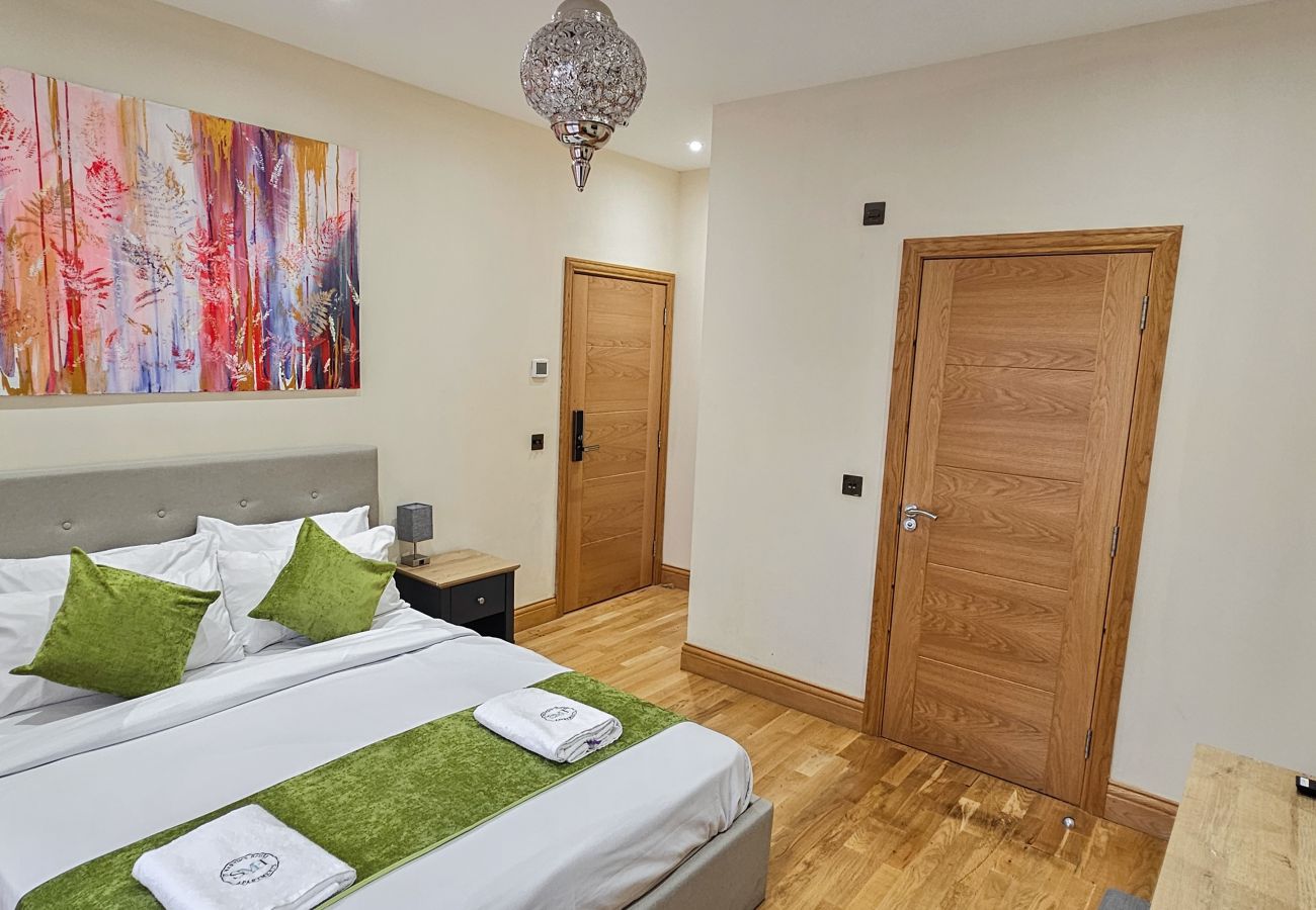 Rent by room in Tranent - St Martins  Guest House - Room 1
