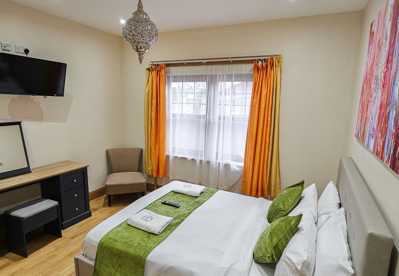 Rent by room in Tranent - St Martins  Guest House - Room 1