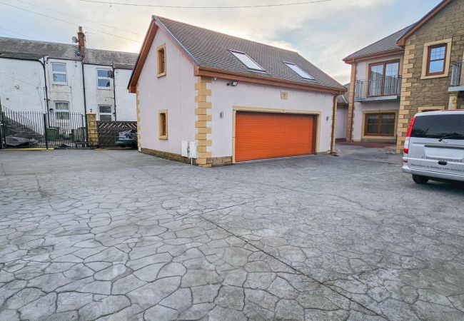 Rent by room in Tranent - St Martins  Guest House - Room 2 Rent by room in Tranent - St Martins  Guest House - Room 2