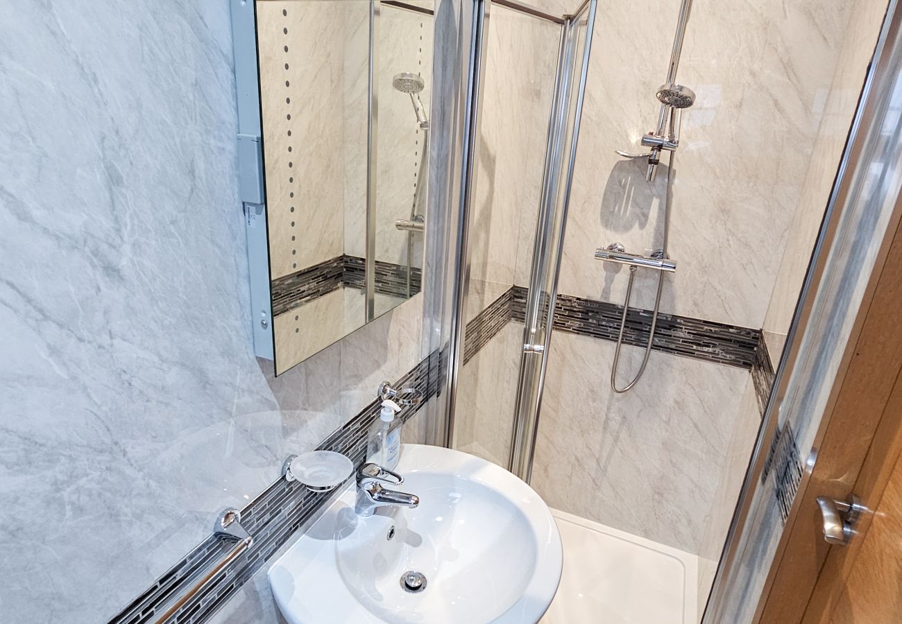 Rent by room in Tranent - St Martins  Guest House - Room 6