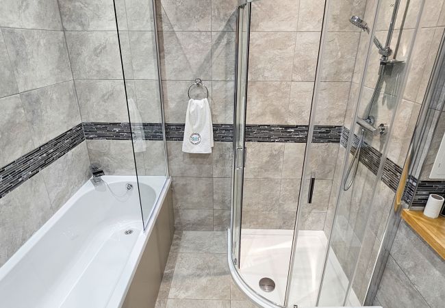 Rent by room in Tranent - St Martins  Guest House - Room 8 Rent by room in Tranent - St Martins  Guest House - Room 8