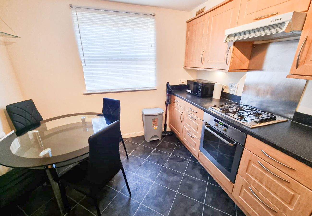 Apartment in Aberdeen - South College 2 Bedroom Apartment - Aberdeen - Free Parking