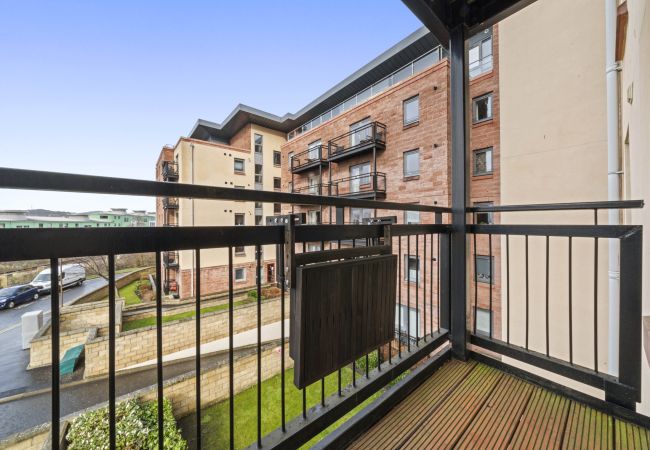 Apartment in Edinburgh - Slateford  2 Bedroom Apartment - Edinburgh  Apartment in Edinburgh - Slateford  2 Bedroom Apartment - Edinburgh
