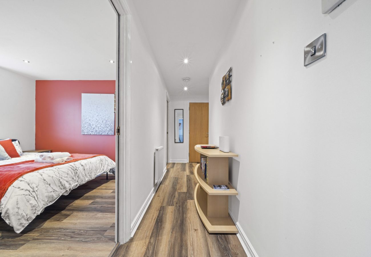 Apartment in Edinburgh - Slateford  2 Bedroom Apartment - Edinburgh 
