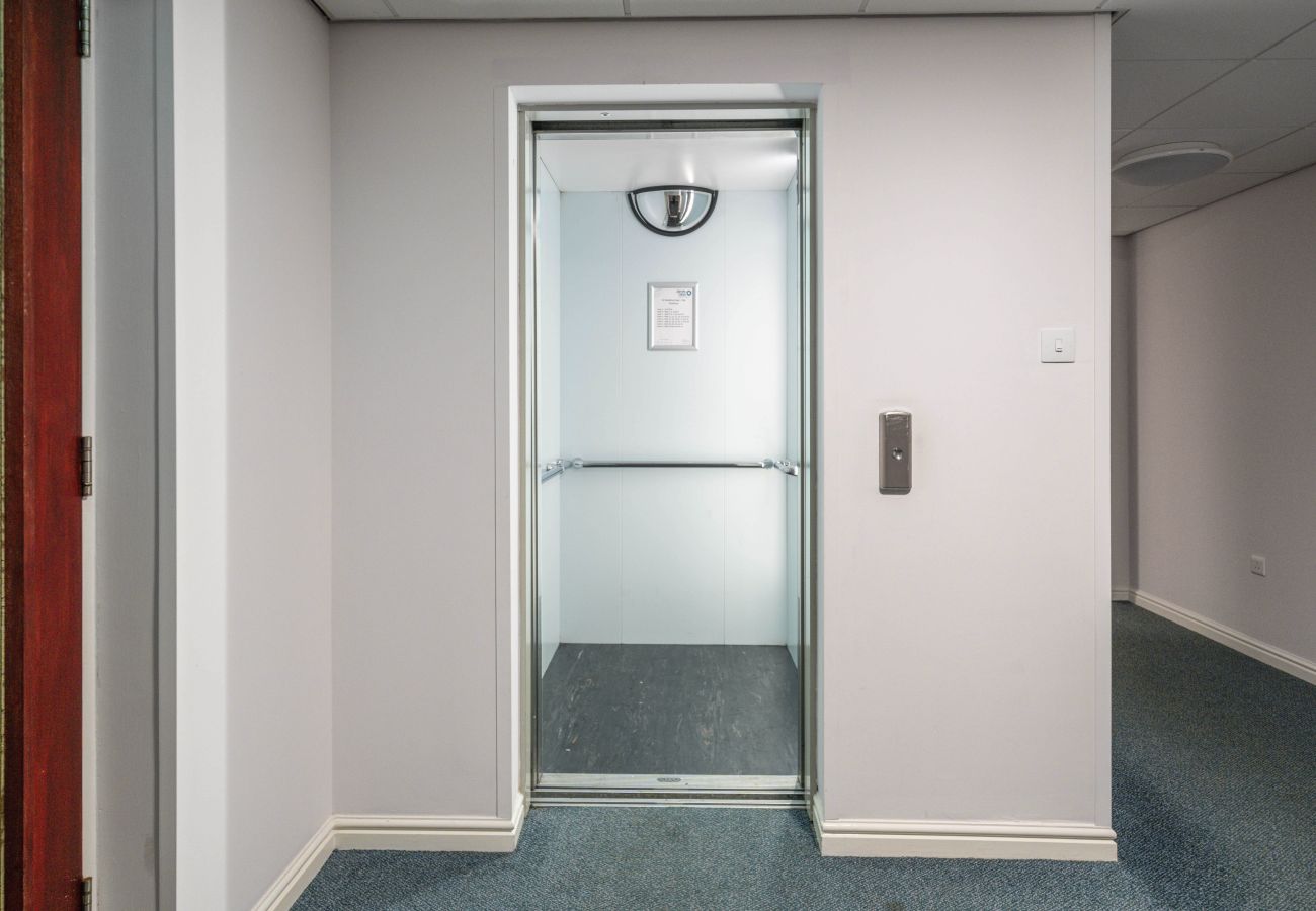 Apartment in Edinburgh - Slateford  2 Bedroom Apartment - Edinburgh 