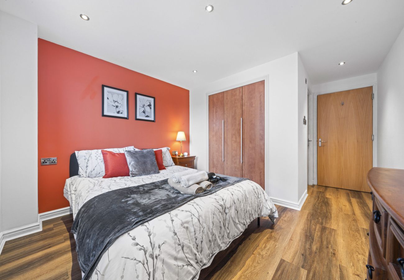 Apartment in Edinburgh - Slateford  2 Bedroom Apartment - Edinburgh 