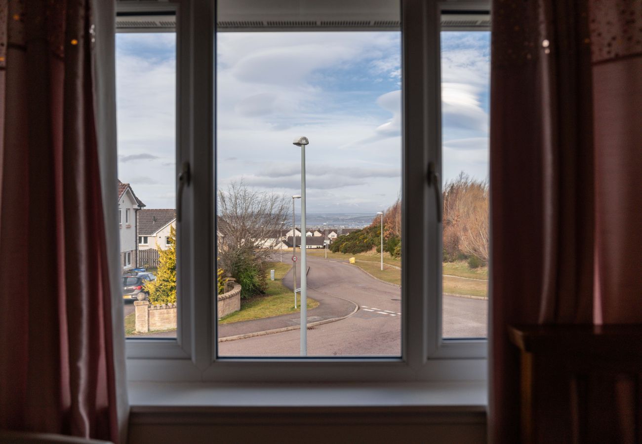 House in Inverness - Pinewood 3 Bedroom House in Inverness with Views