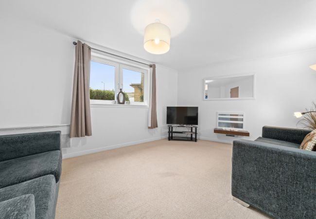 Apartment in Edinburgh - Saughton Suite with views of Water of Leith	 Apartment in Edinburgh - Saughton Suite with views of Water of Leith