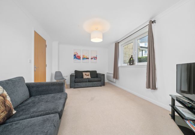 Apartment in Edinburgh - Saughton Suite with views of Water of Leith	 Apartment in Edinburgh - Saughton Suite with views of Water of Leith