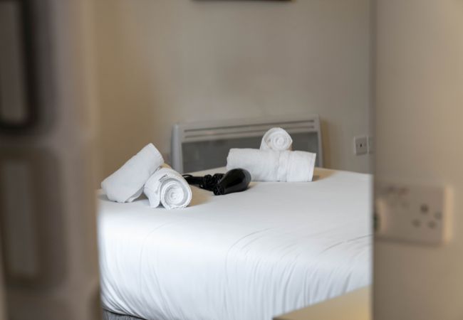 Apartment in Edinburgh - Saughton Suite with views of Water of Leith	 Apartment in Edinburgh - Saughton Suite with views of Water of Leith