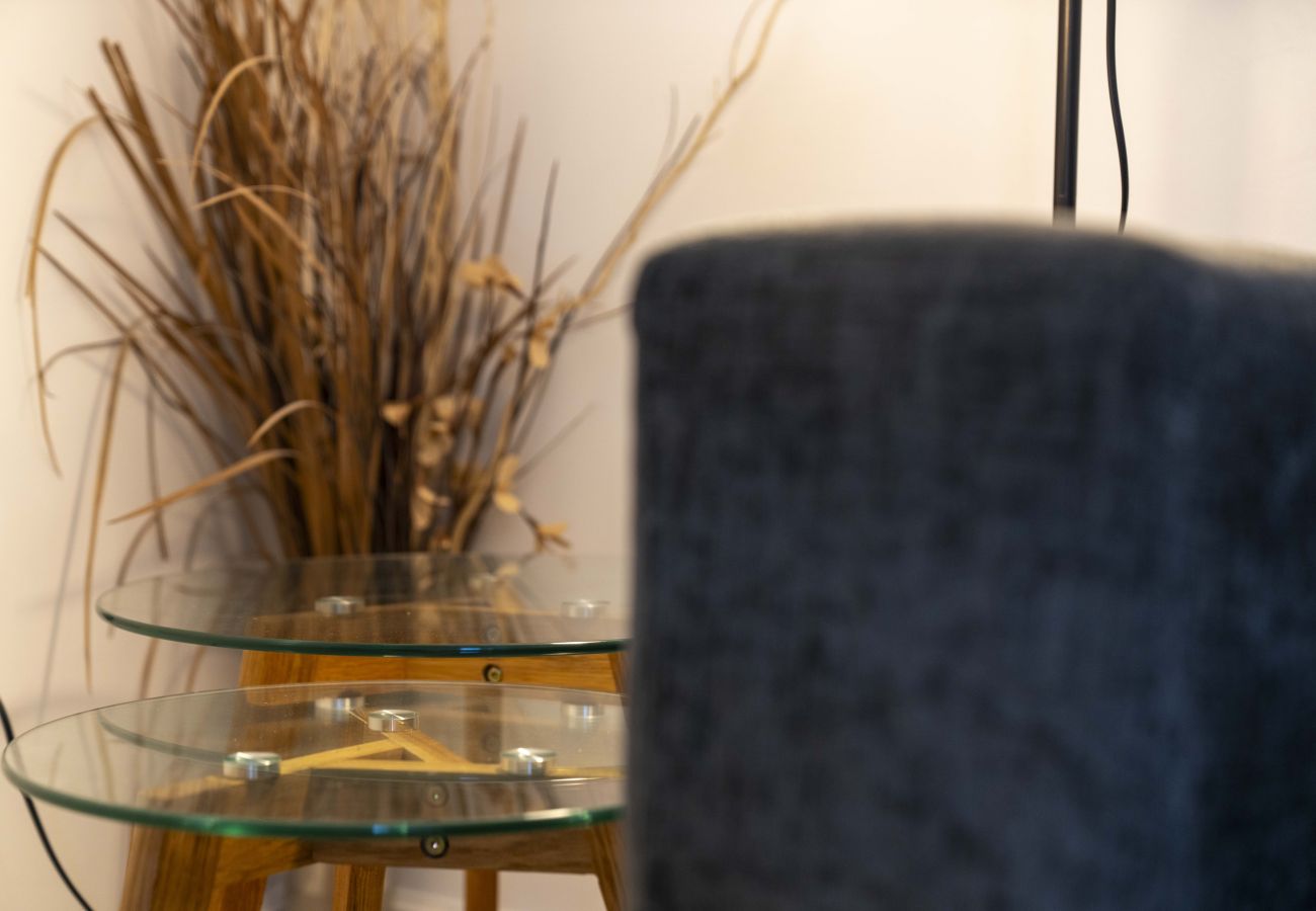 Apartment in Edinburgh - Saughton Suite with views of Water of Leith	