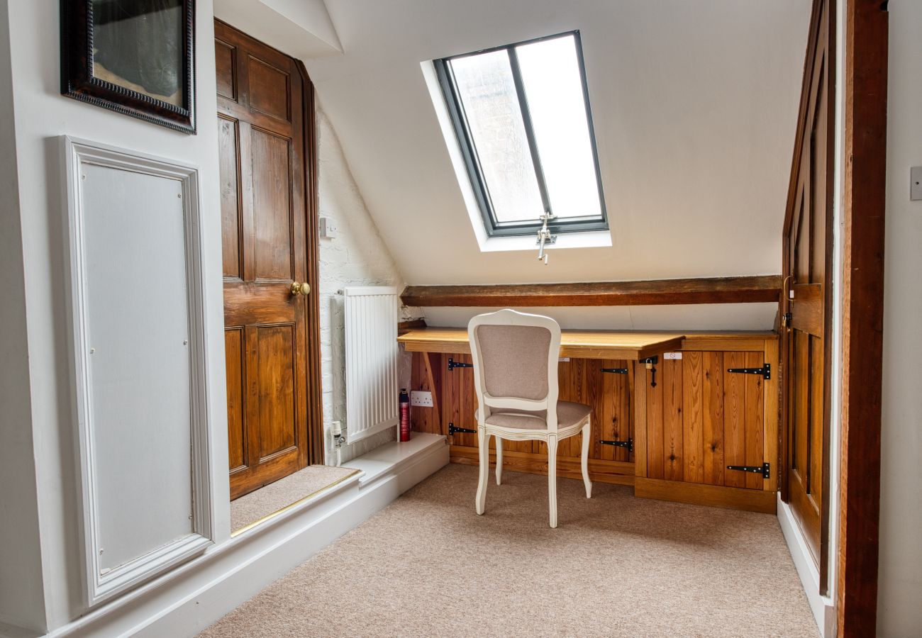 House in Canterbury - Royal Exchange House - Canterbury