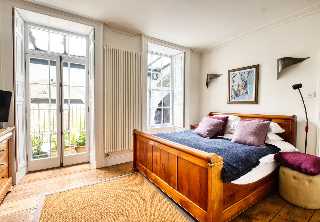 Apartment in Clifton - Clifton Nook - 1 Bedroom Apartment - Bristol	