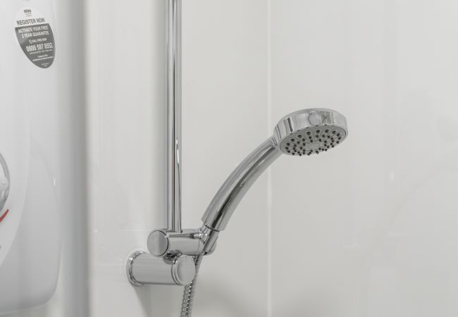 House in Inverness - mySTAYINN Cedar Villa 9 Bedroom House - Inverness House in Inverness - mySTAYINN Cedar Villa 9 Bedroom House - Inverness