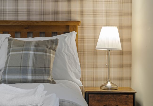 House in Inverness - mySTAYINN Cedar Villa 9 Bedroom House - Inverness House in Inverness - mySTAYINN Cedar Villa 9 Bedroom House - Inverness