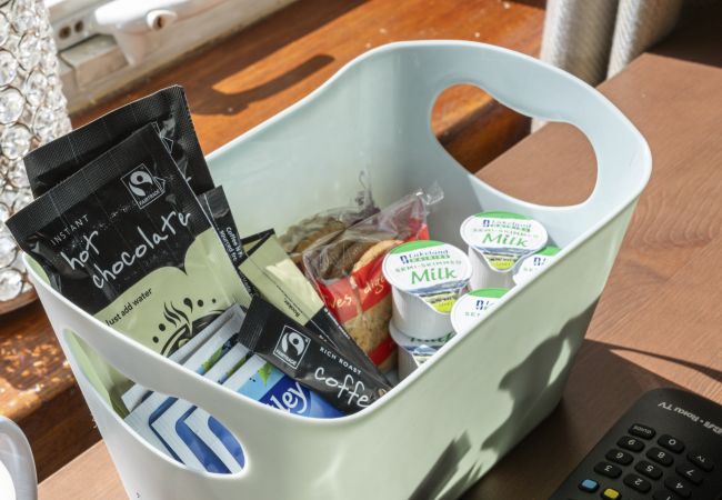 House in Inverness - mySTAYINN Cedar Villa 9 Bedroom House - Inverness House in Inverness - mySTAYINN Cedar Villa 9 Bedroom House - Inverness