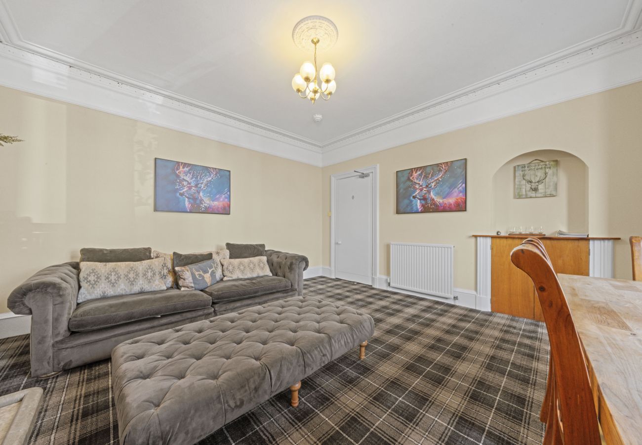 Rent by room in Inverness - mySTAYINN Cedar Villa Guest House - Room 3
