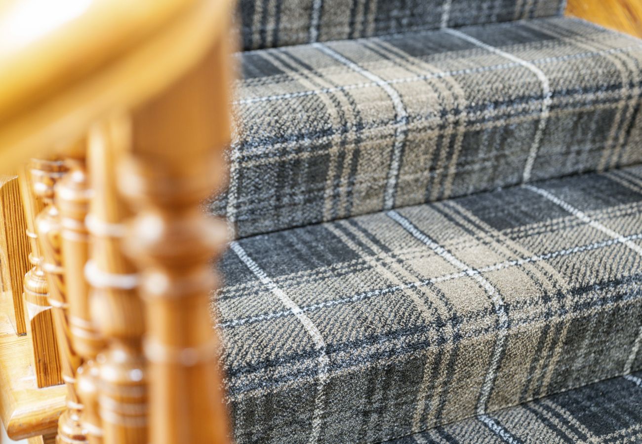Rent by room in Inverness - mySTAYINN Cedar Villa Guest House - Room 7