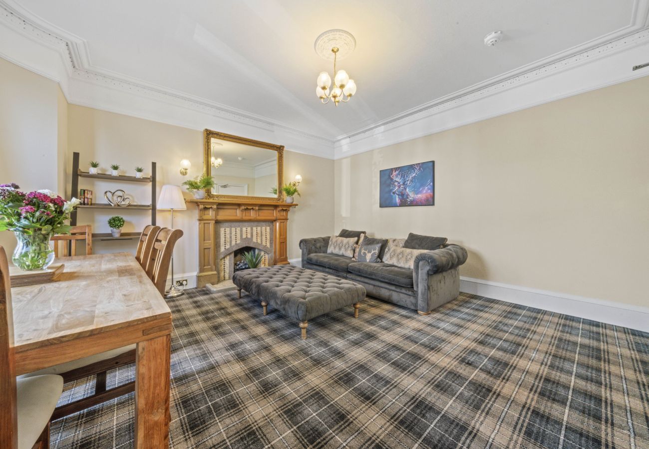 Rent by room in Inverness - mySTAYINN Cedar Villa Guest House - Room 7