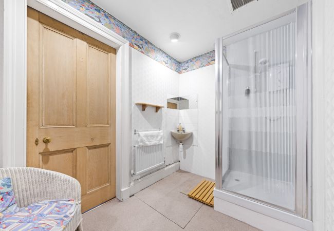 Apartment in Edinburgh - Hope Park 3 Bedroom Apartment - Edinburgh Apartment in Edinburgh - Hope Park 3 Bedroom Apartment - Edinburgh