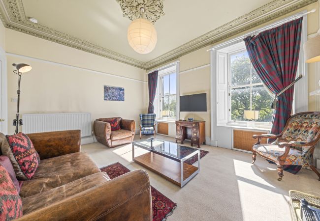 Apartment in Edinburgh - Hope Park 3 Bedroom Apartment - Edinburgh Apartment in Edinburgh - Hope Park 3 Bedroom Apartment - Edinburgh