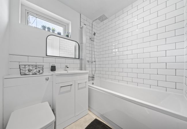 House in Inverness - Heather 3 Bedroom House - Inverness House in Inverness - Heather 3 Bedroom House - Inverness