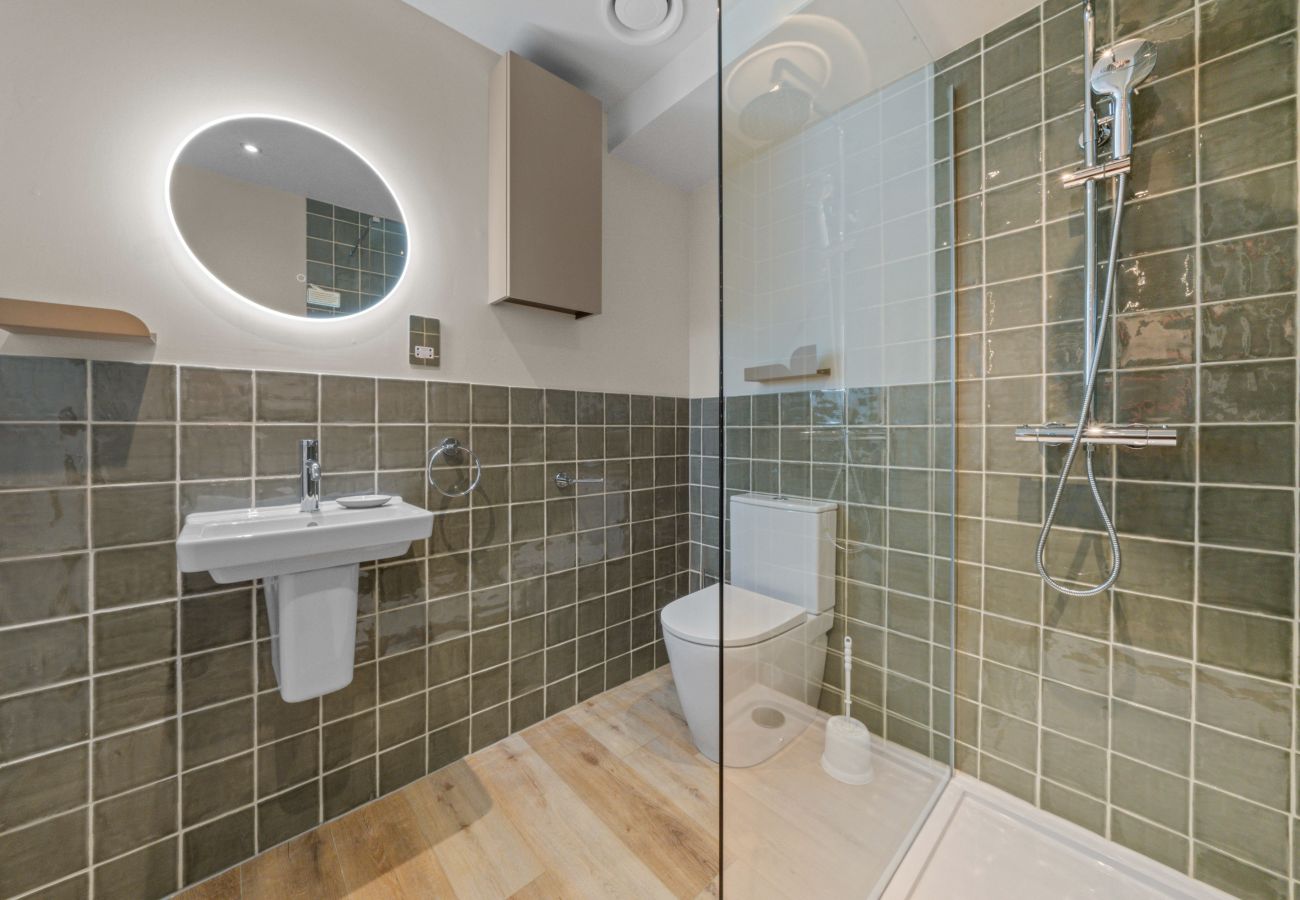 Rent by room in Onich - Cuilcheanna House - Tiree Room