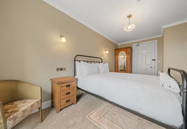 Rent by room in Onich - Cuilcheanna House - Skye Room  Rent by room in Onich - Cuilcheanna House - Skye Room