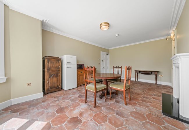 Rent by room in Onich - Cuilcheanna House - Skye Room  Rent by room in Onich - Cuilcheanna House - Skye Room