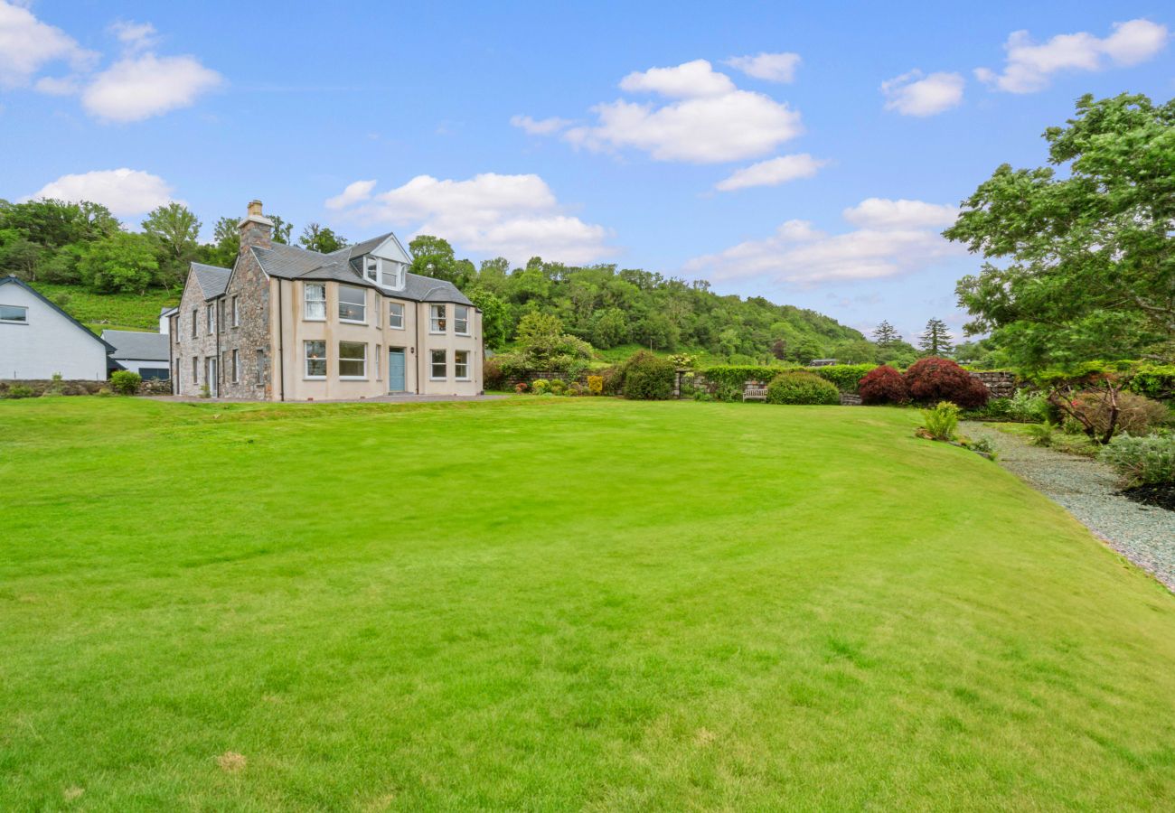 Rent by room in Onich - Cuilcheanna House - Arran Room 