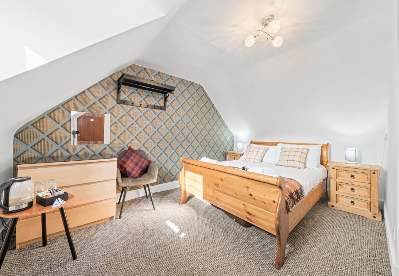 Cottage in Inverness - Cloudhowe 4 Bedroom Cottage -  Inverness