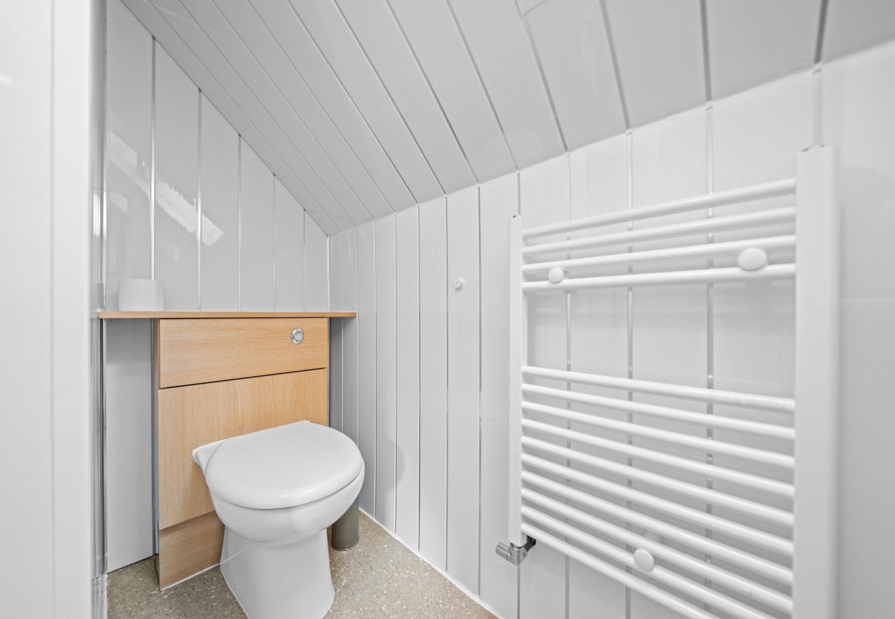 Cottage in Inverness - Cloudhowe 4 Bedroom Cottage -  Inverness