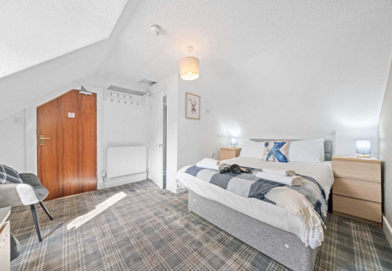 Cottage in Inverness - Cloudhowe 4 Bedroom Cottage -  Inverness