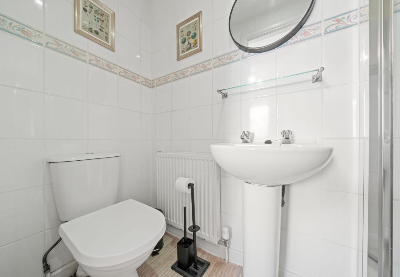 Cottage in Inverness - Cloudhowe 4 Bedroom Cottage -  Inverness