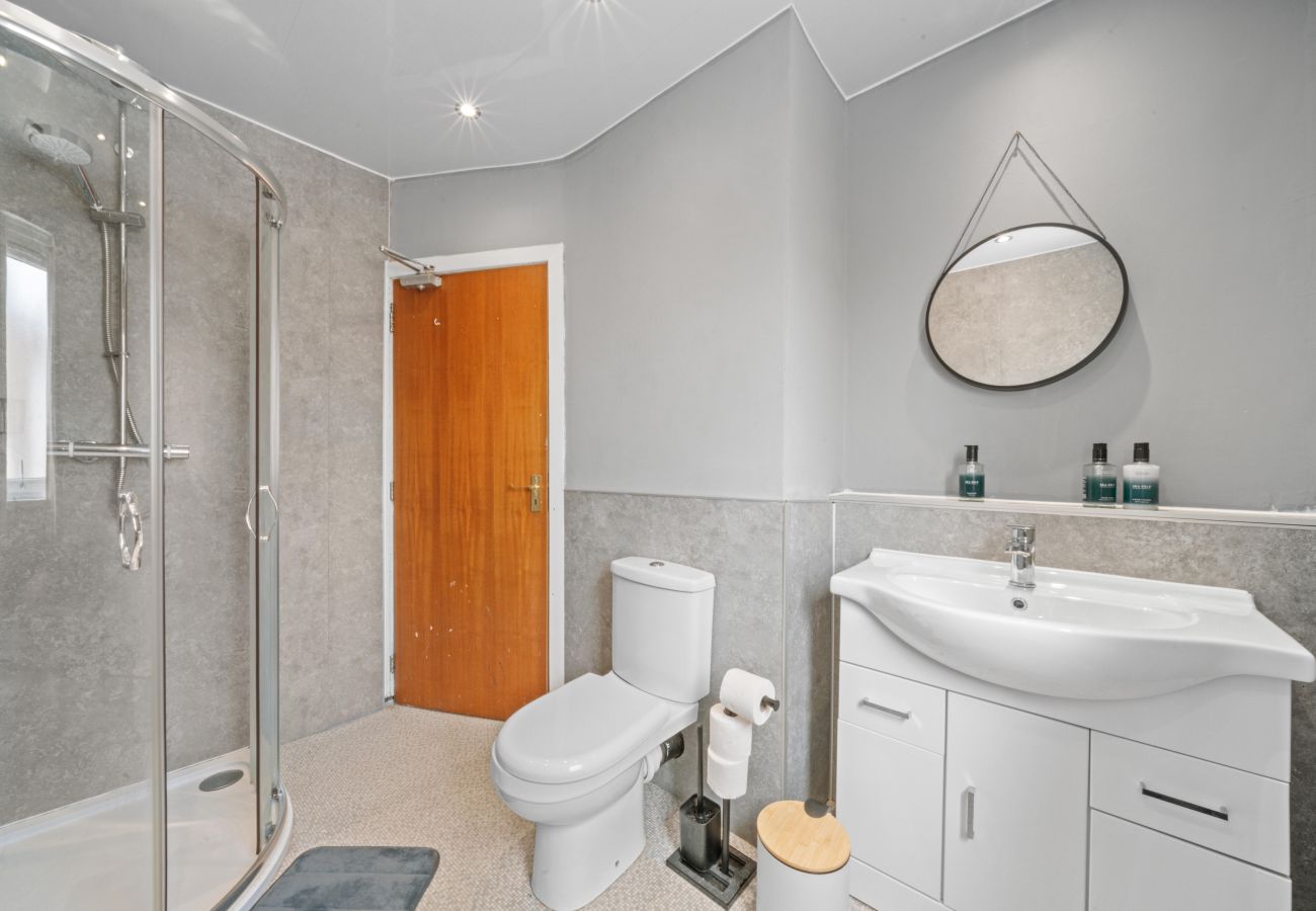 Cottage in Inverness - Cloudhowe 4 Bedroom Cottage -  Inverness
