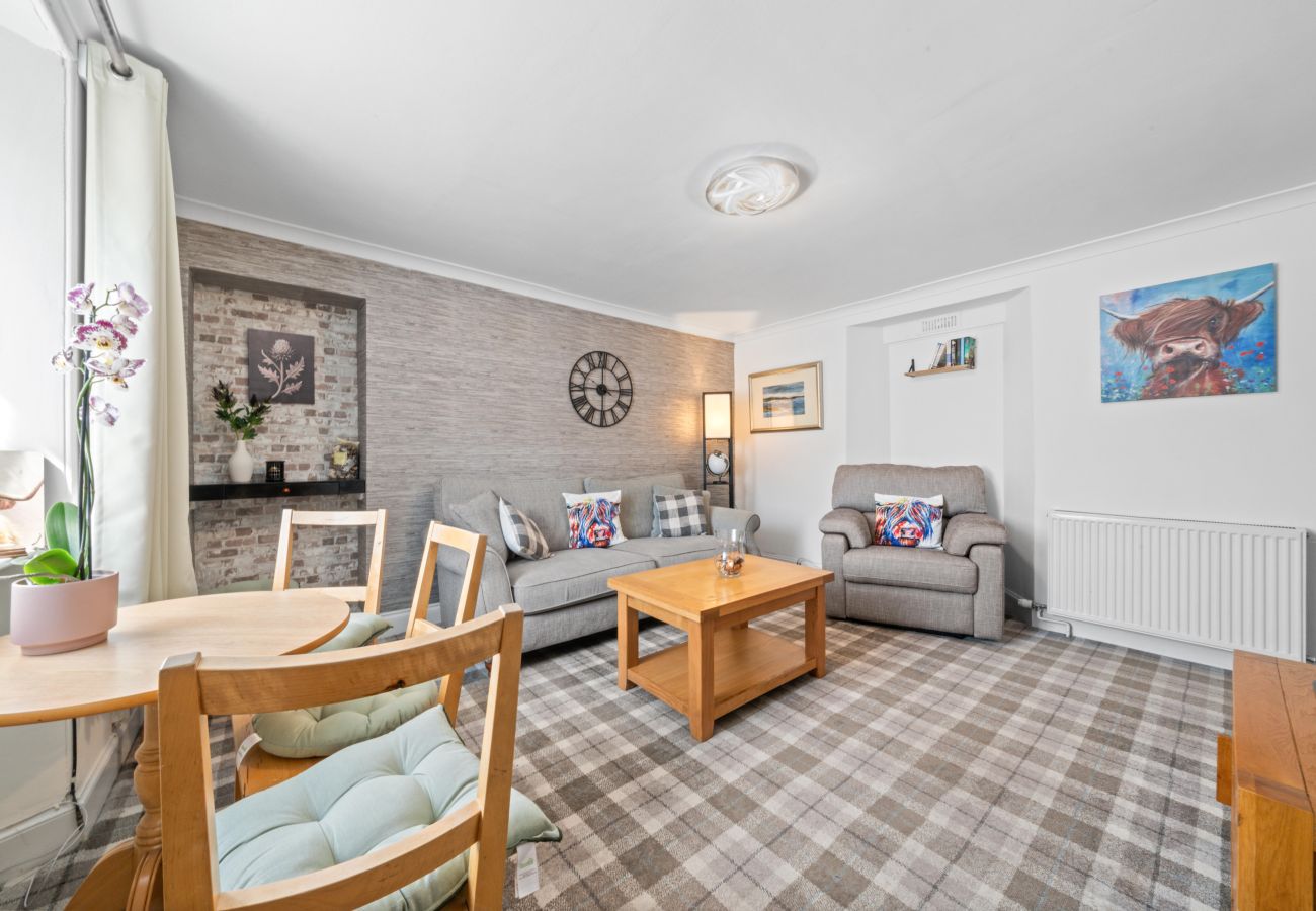 Cottage in Inverness - Cloudhowe 4 Bedroom Cottage -  Inverness