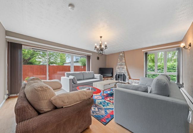 House in Edinburgh - Strathalmond 4 Bedroom House - Edinburgh