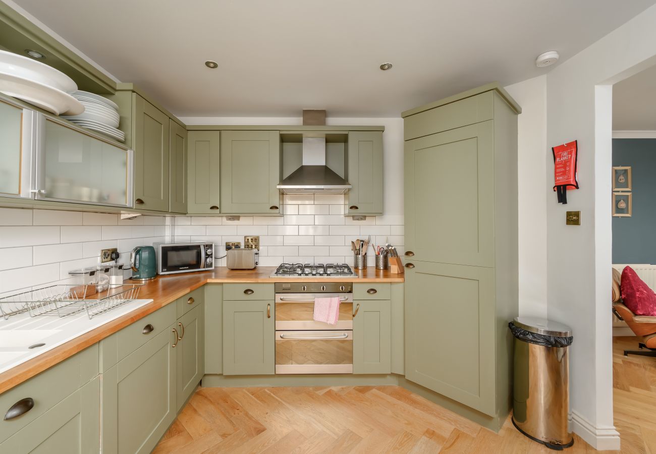 Apartment in Edinburgh - Pilrig Heights 2 Bedroom Apartment - Edinburgh 