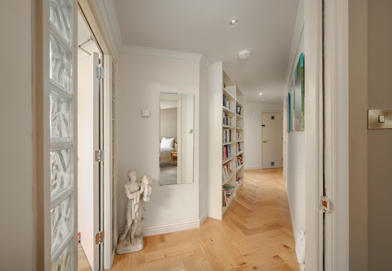 Apartment in Edinburgh - Pilrig Heights 2 Bedroom Apartment - Edinburgh 