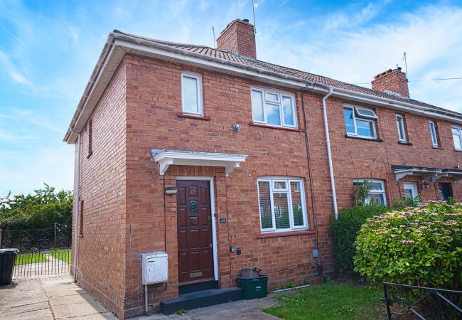 House in Bristol -  Crediton Cosy 3 Bedroom House - Bristol 	