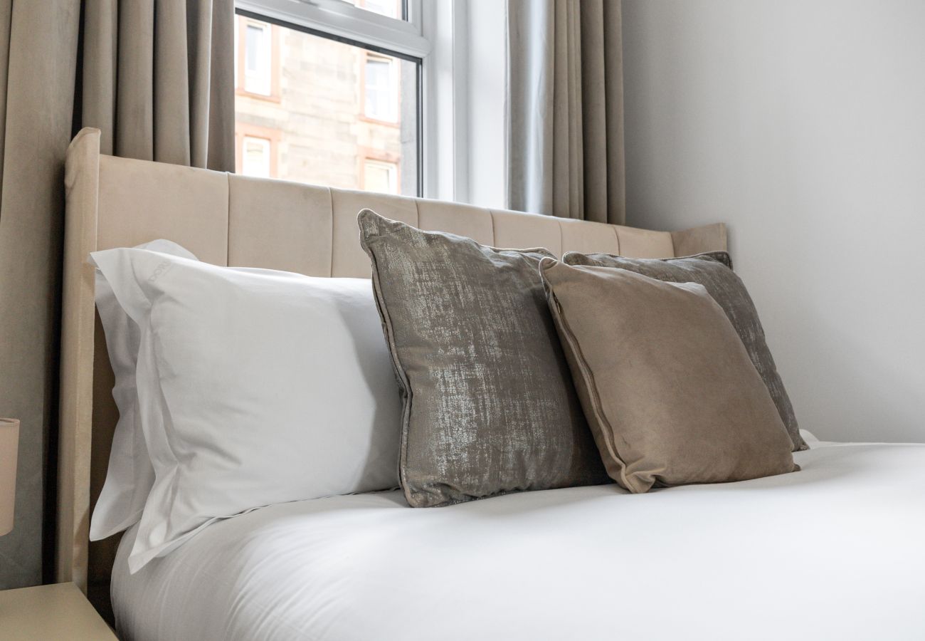 Apartment in Edinburgh - Smithfield 1 Bedroom Apartment with Sofa Bed - Edinburgh 