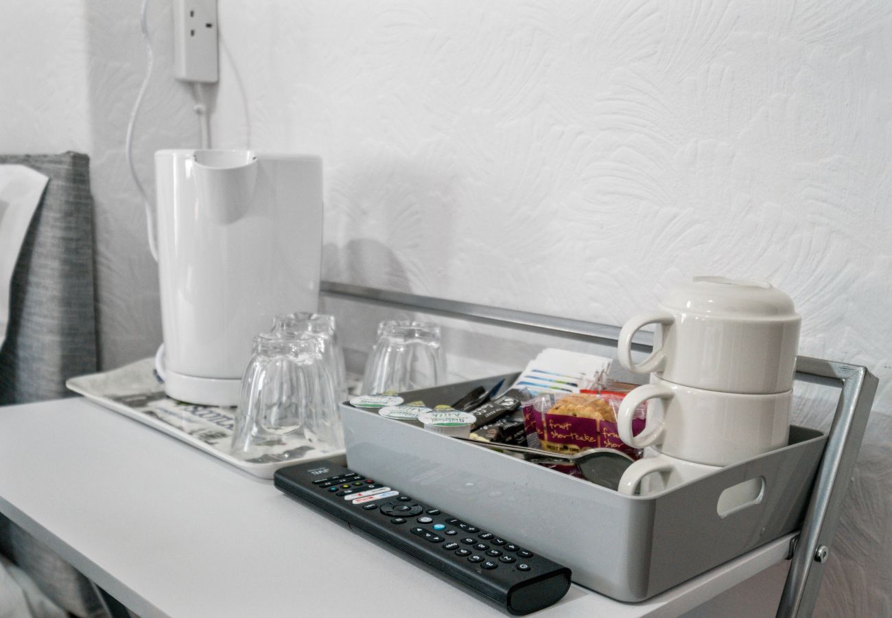 Rent by room in Inverness - Struy Guest House - Room 5  - Inverness 