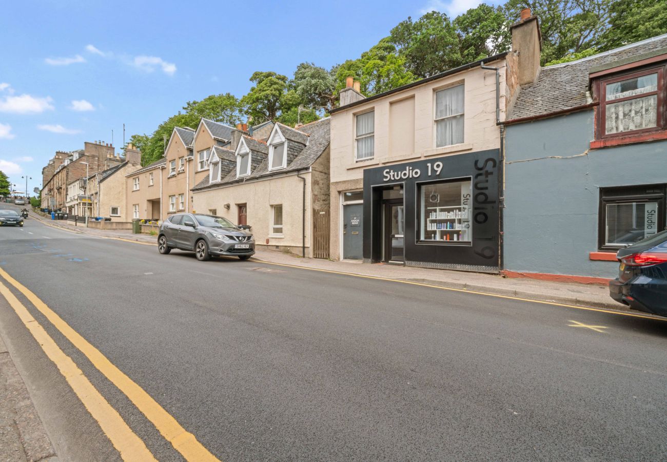 House in Inverness - Haugh 4 Bedroom House - Inverness