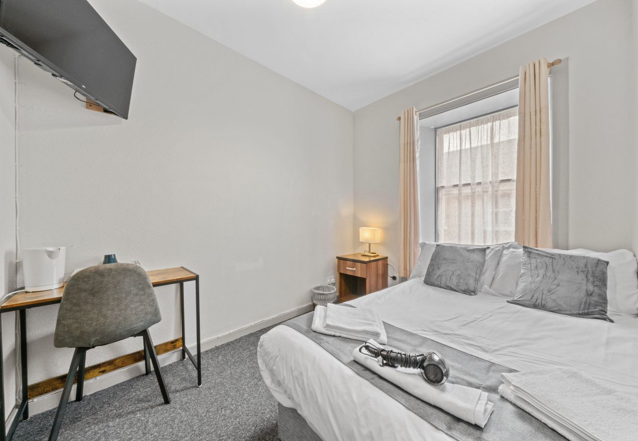 Rent by room in Inverness - Haugh Guest House - Room 1 - Inverness	
