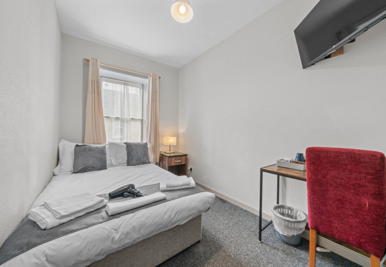 Rent by room in Inverness - Haugh Guest House - Room 2 - Inverness	