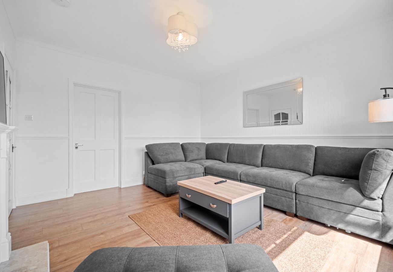 Apartment in Bathgate - Whiteside 3 Bedroom Apartment - Bathgate